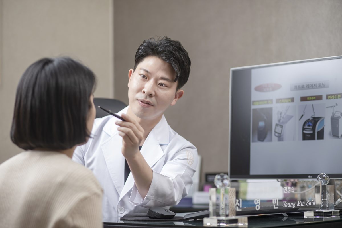대구레이저제모 부위별 차이를 설명하는 진료 상담